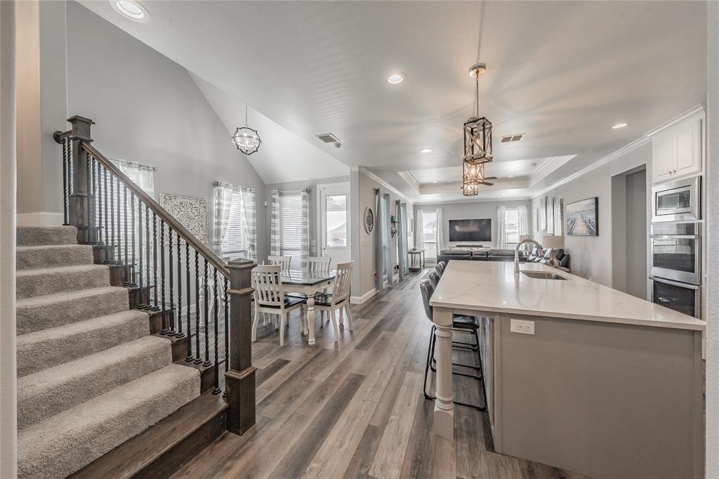 8208 Indian Hills Court