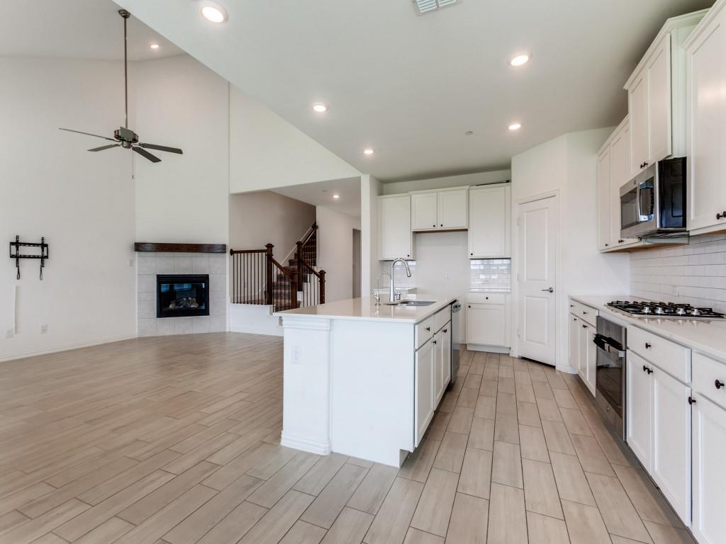 Lakewood Hills East Add - Residential Lease