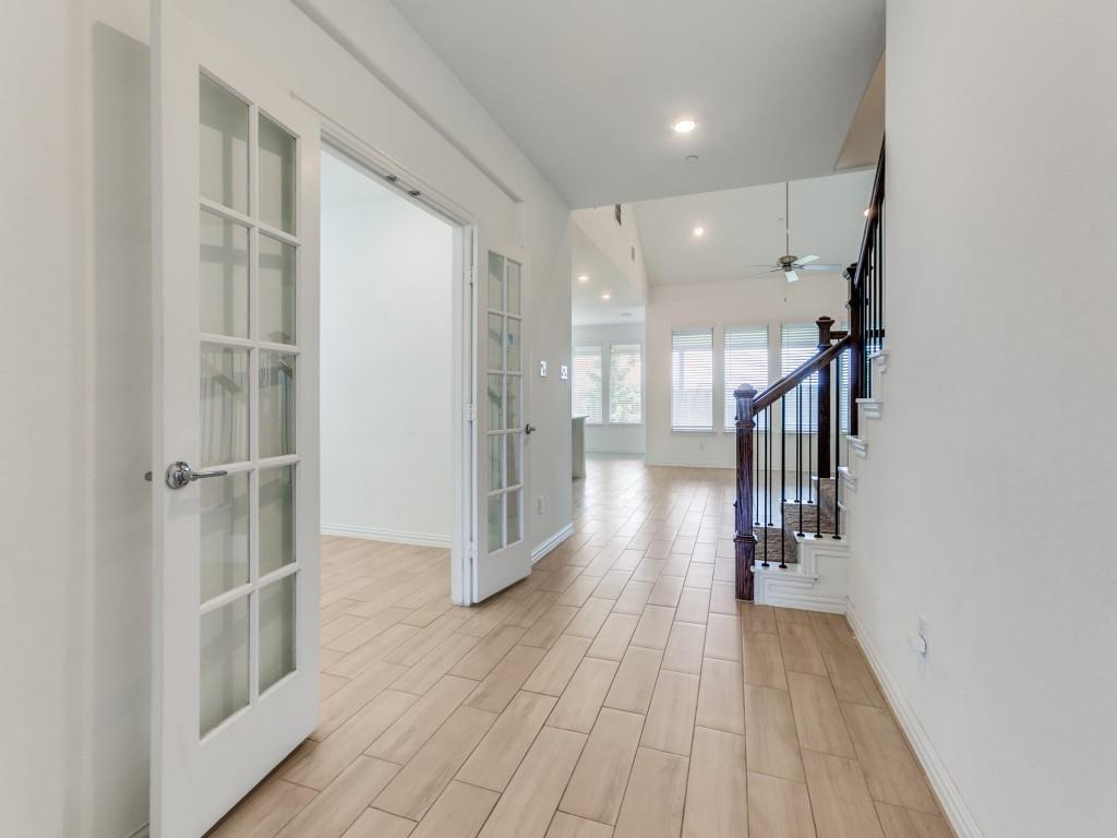 Lakewood Hills East Add - Residential Lease