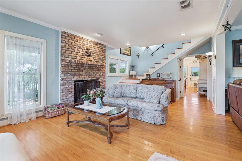 C Luttrell Surv Abs #806 - Residential