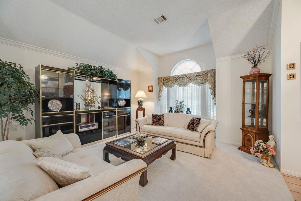 2114 Greenstone Trail