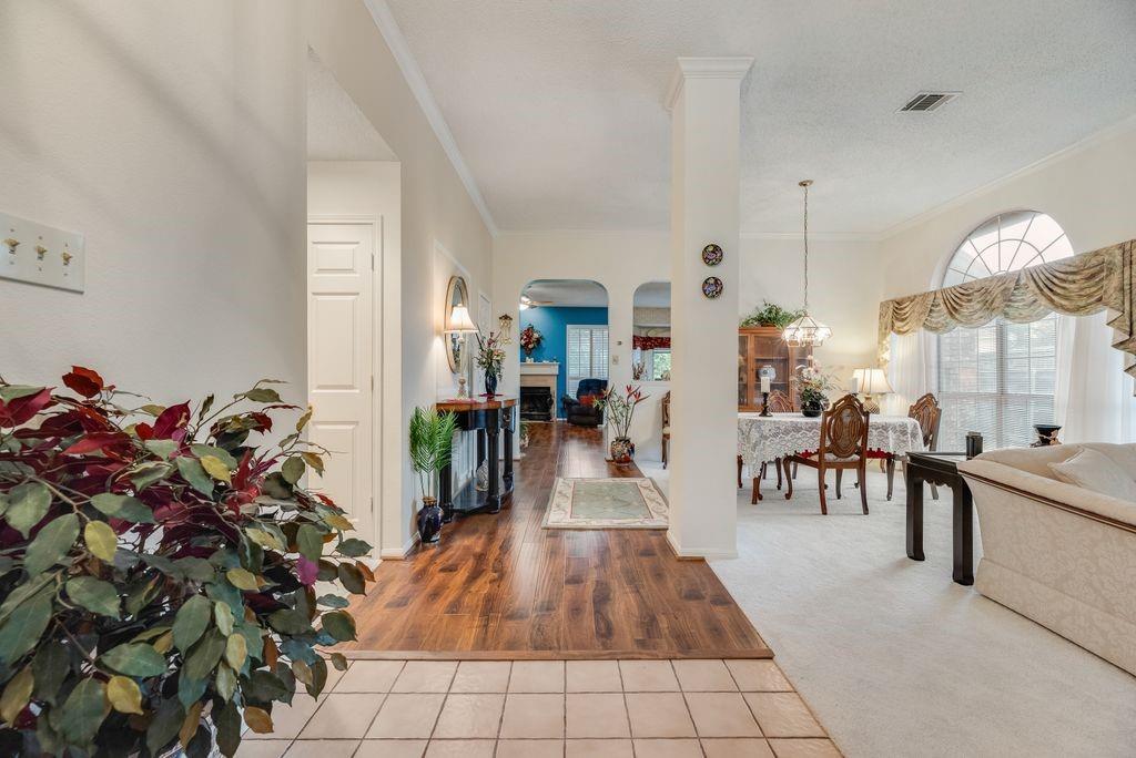 2114 Greenstone Trail