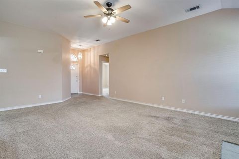 Tiny photo for 5518 Chimney Rock Drive, Arlington, TX 76017 (MLS # 21197312)