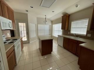 Lakeside Estates Ph II - Residential Lease