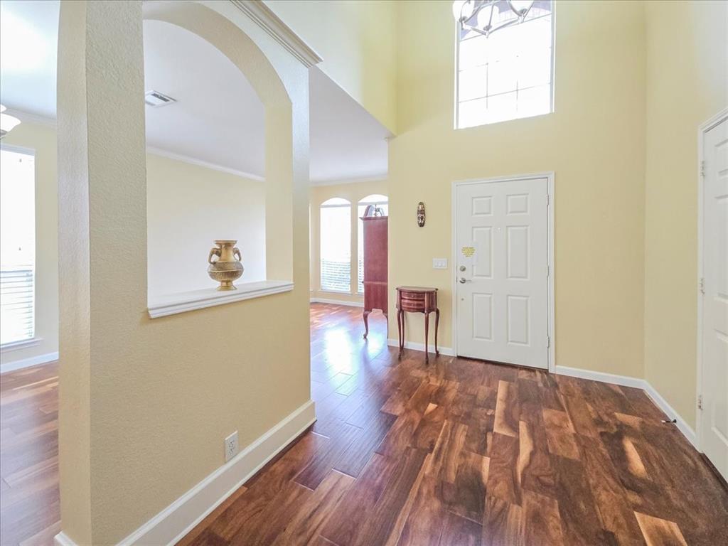 3824 Lacebark Lane