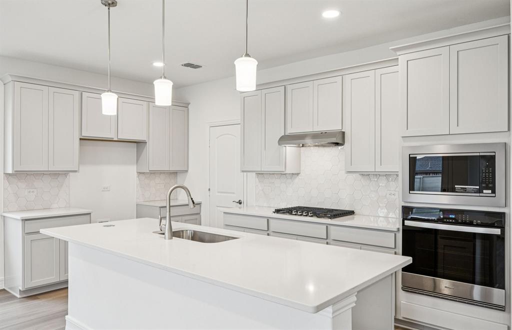 Treeline - Residential