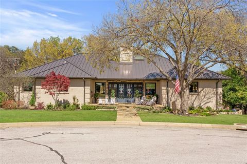 4304 Briarhaven Road Fort Worth TX 76109