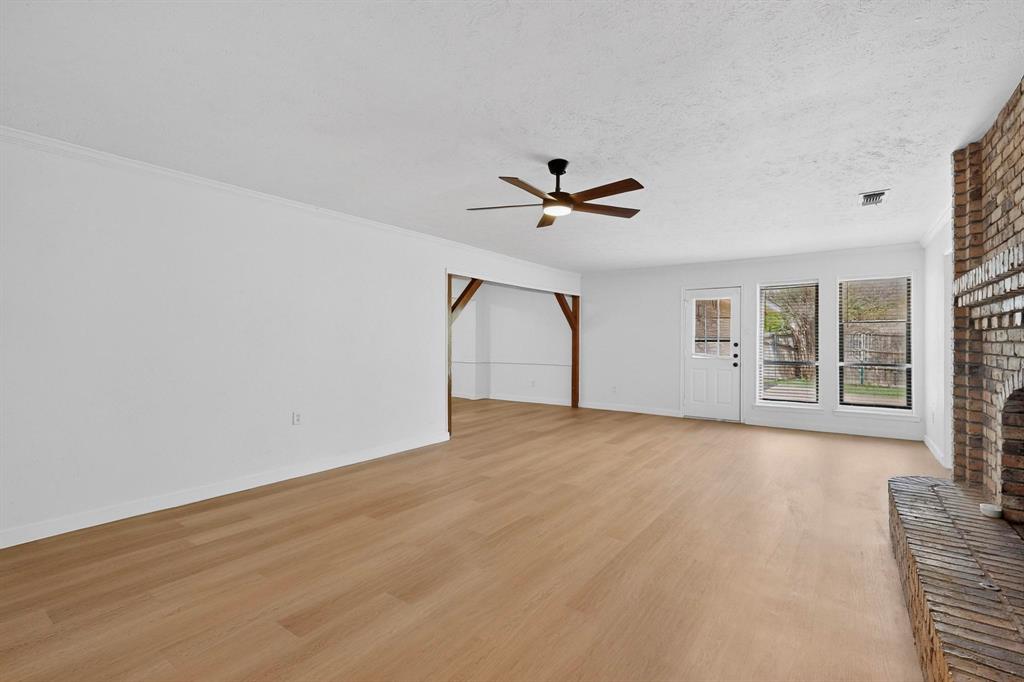 213 Gregory Drive