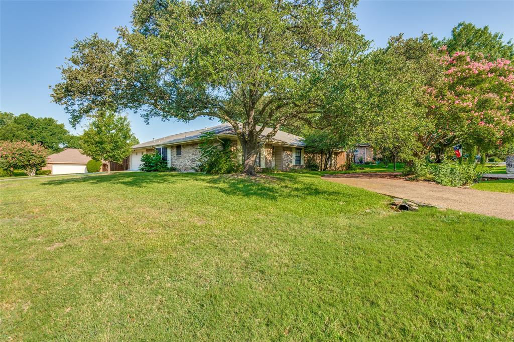545 Oakcrest Drive