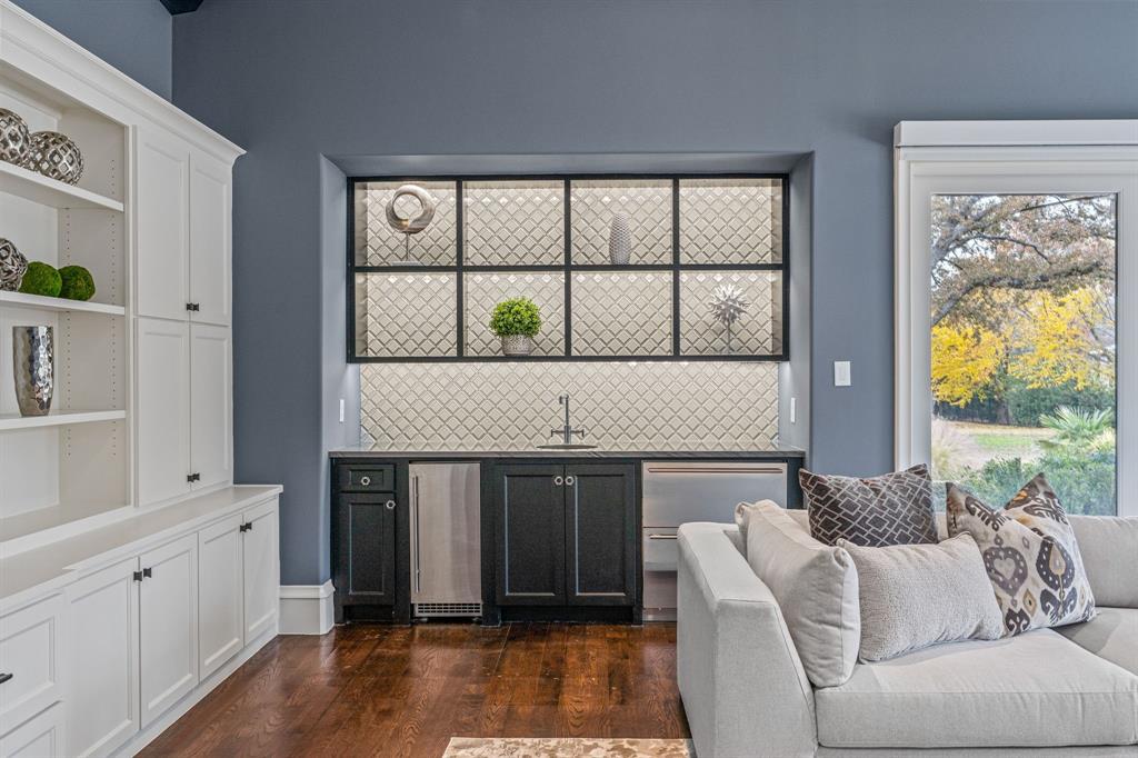 Carlyle Court Add - Residential