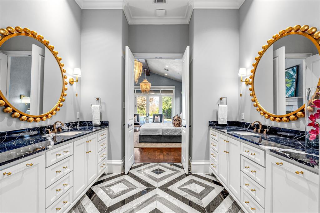 Carlyle Court Add - Residential