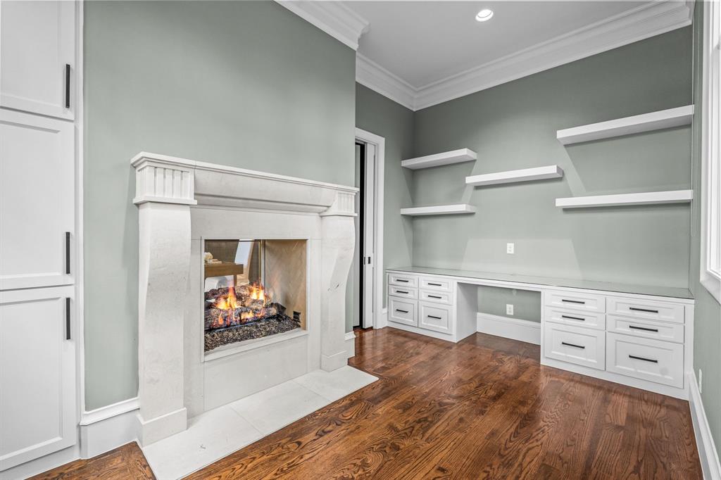 Carlyle Court Add - Residential