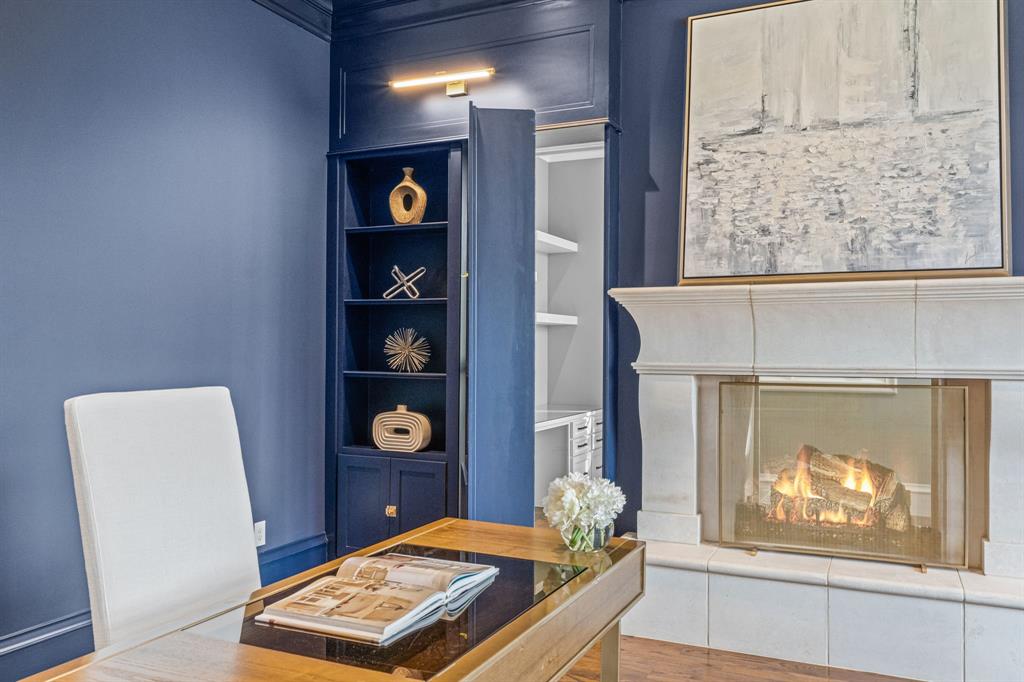 Carlyle Court Add - Residential