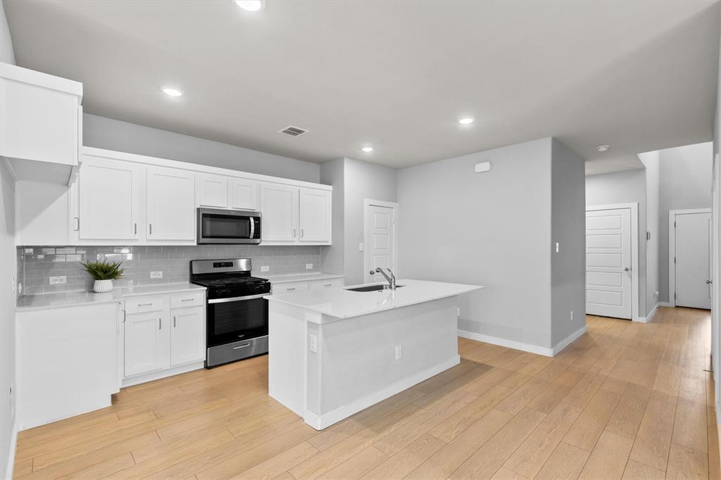 Lakehaven Ph 1 - Residential