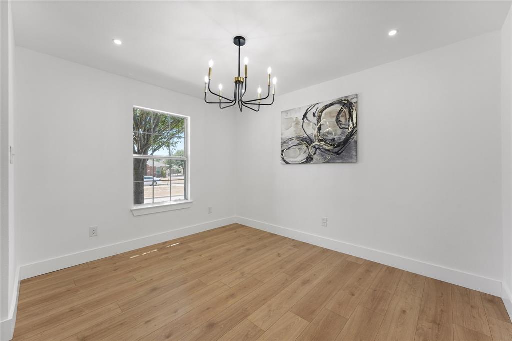 1941 Indian Lilac Drive