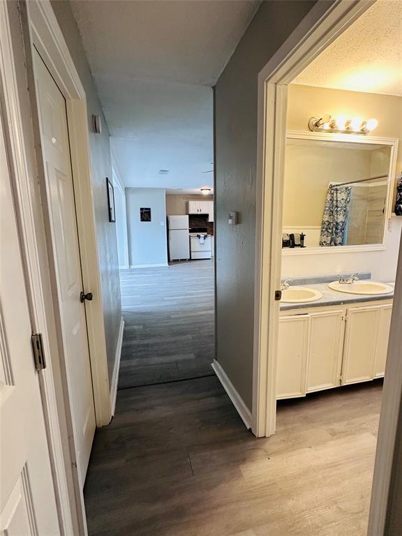 Southern Terrace 01 - Residential