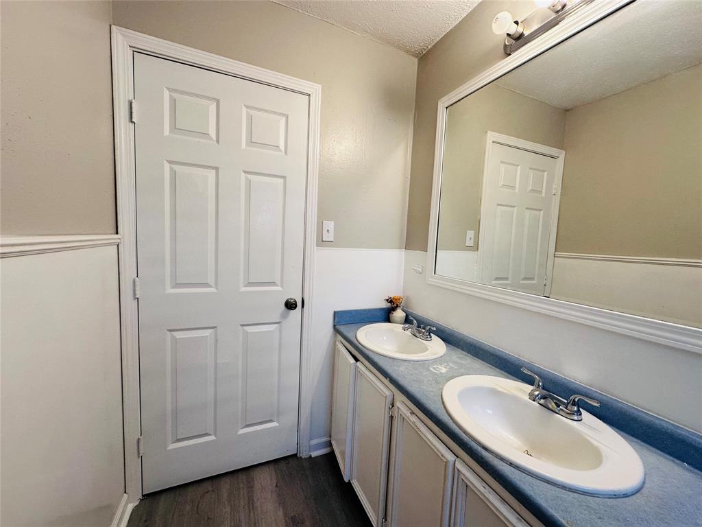 Southern Terrace 01 - Residential