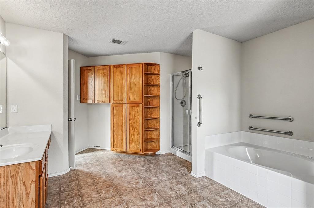 Falcon Ridge - Residential