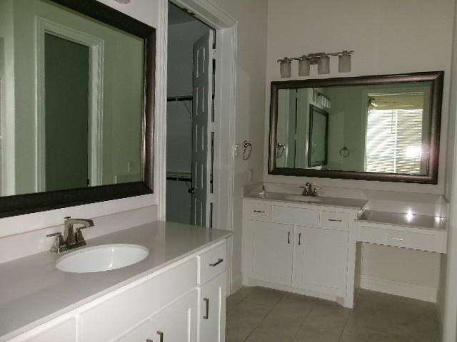 Lake Forest Ph Ia - Residential Lease