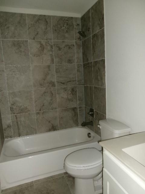 Lake Forest Ph Ia - Residential Lease