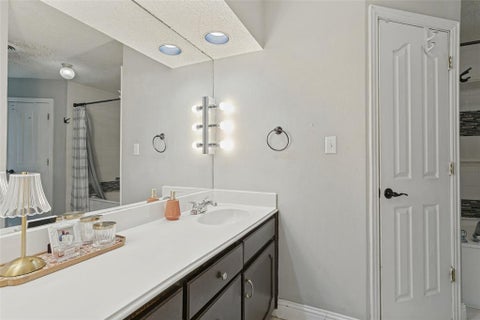 Tiny photo for 904 Dewey Scott Street, Benbrook, TX 76126 (MLS # 21394265)
