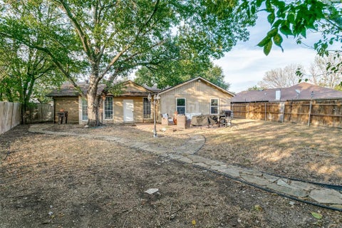 Tiny photo for 904 Dewey Scott Street, Benbrook, TX 76126 (MLS # 21394265)