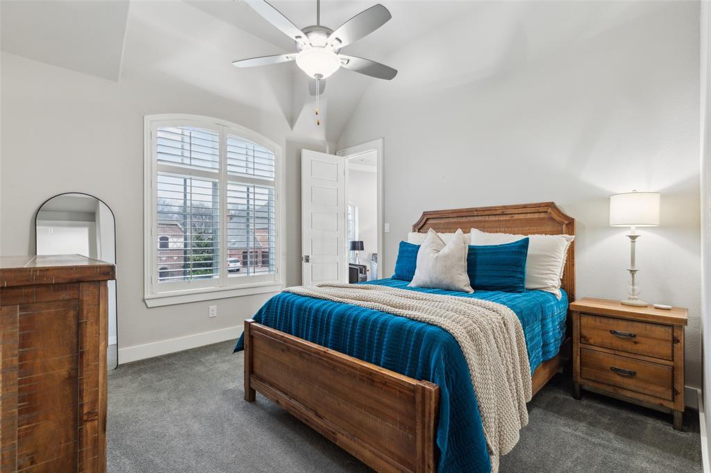 Waters Edge At Hogans Glen Ph - Residential