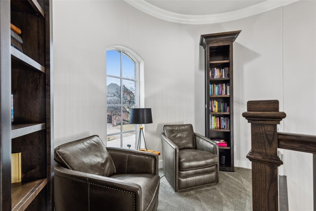 Waters Edge At Hogans Glen Ph - Residential