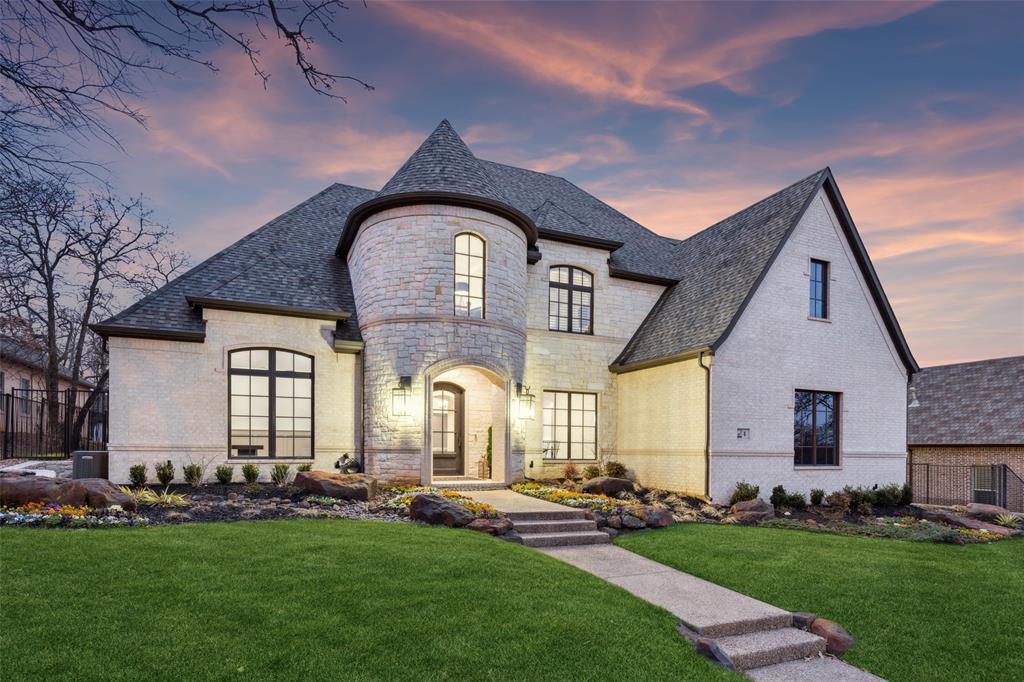 Waters Edge At Hogans Glen Ph - Residential