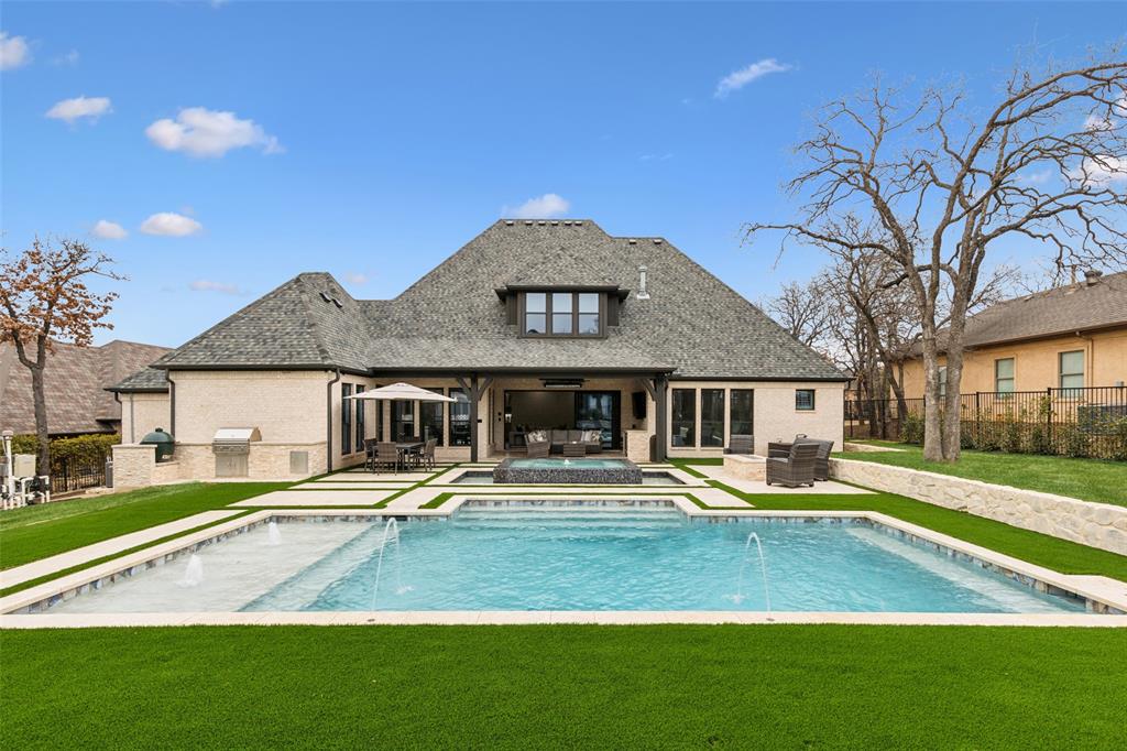 Waters Edge At Hogans Glen Ph - Residential