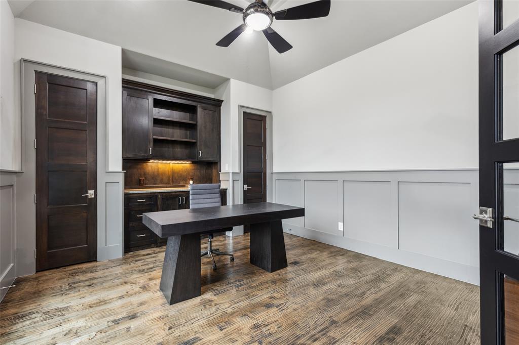 Waters Edge At Hogans Glen Ph - Residential