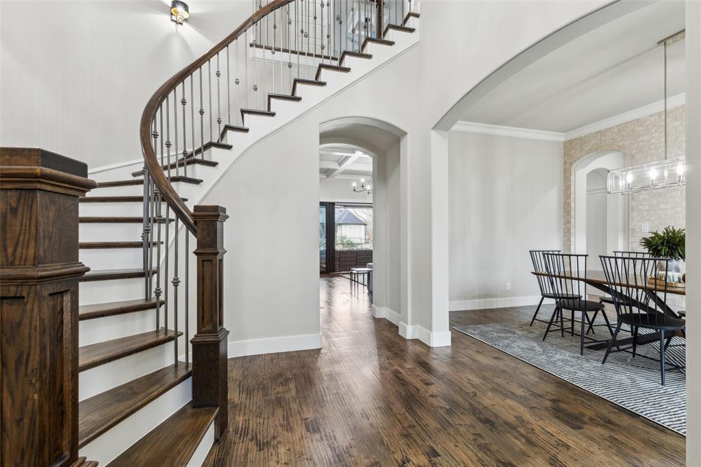 Waters Edge At Hogans Glen Ph - Residential