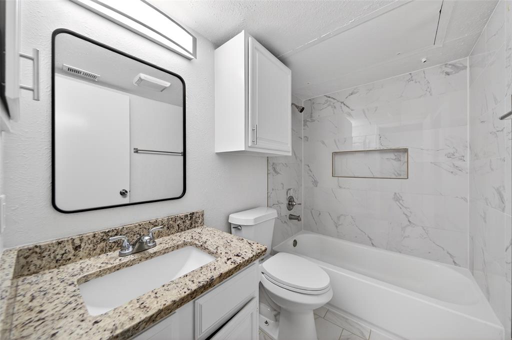 Richland Park Apt-Westchase Condo - Residential