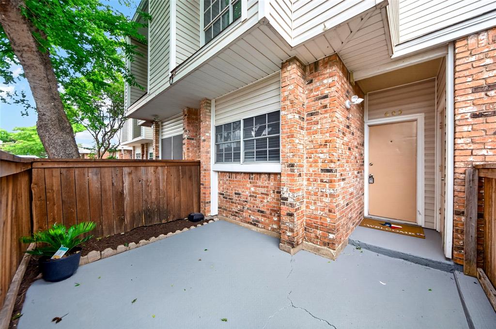 Richland Park Apt-Westchase Condo - Residential