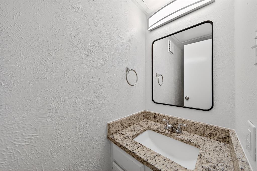Richland Park Apt-Westchase Condo - Residential