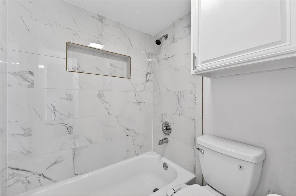 Richland Park Apt-Westchase Condo - Residential