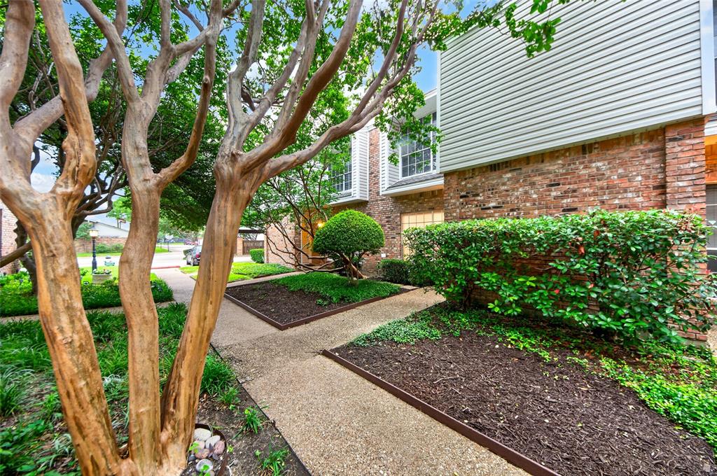 Richland Park Apt-Westchase Condo - Residential