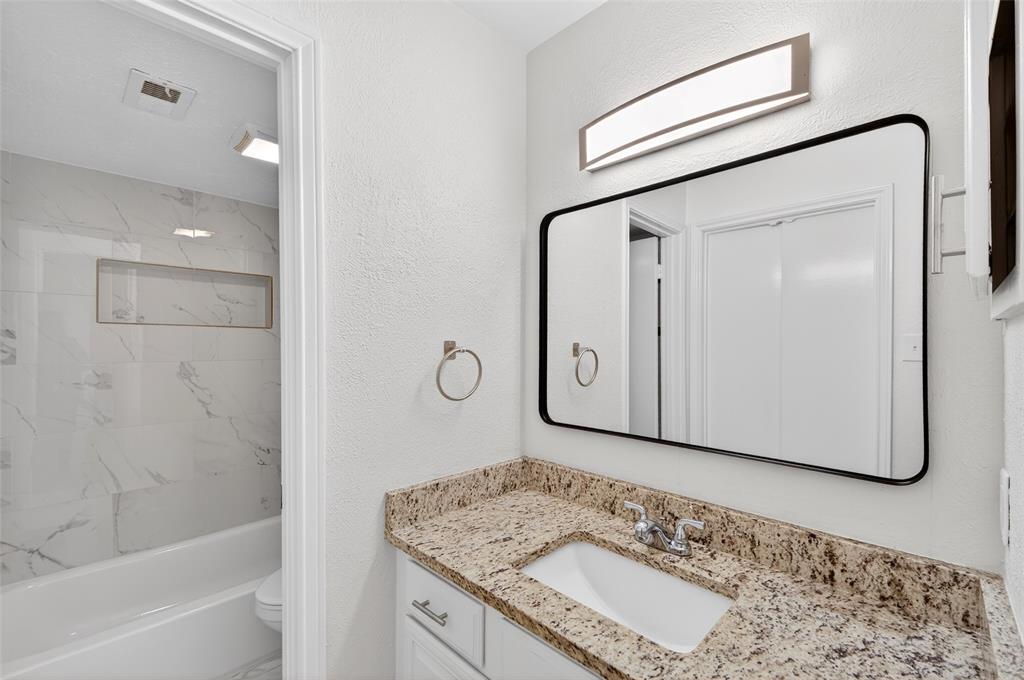 Richland Park Apt-Westchase Condo - Residential