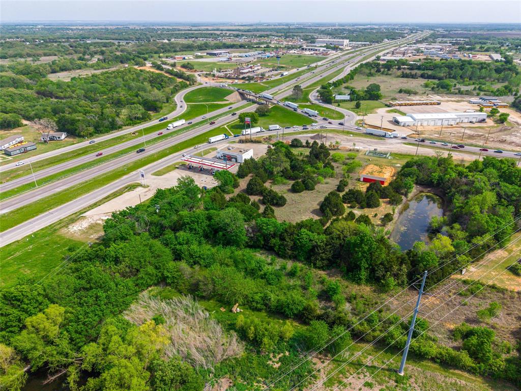 La Bruzzo Add - Land