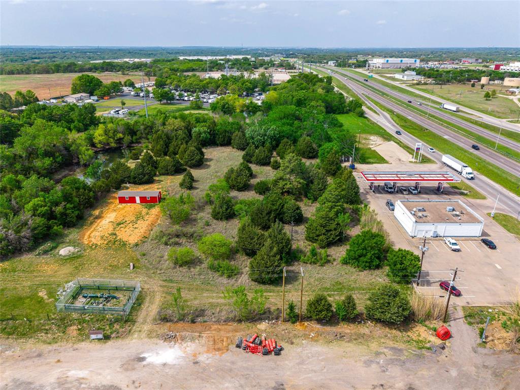 La Bruzzo Add - Land