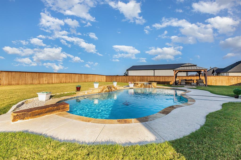 Pioneer Point Ph 5 6 - Residential