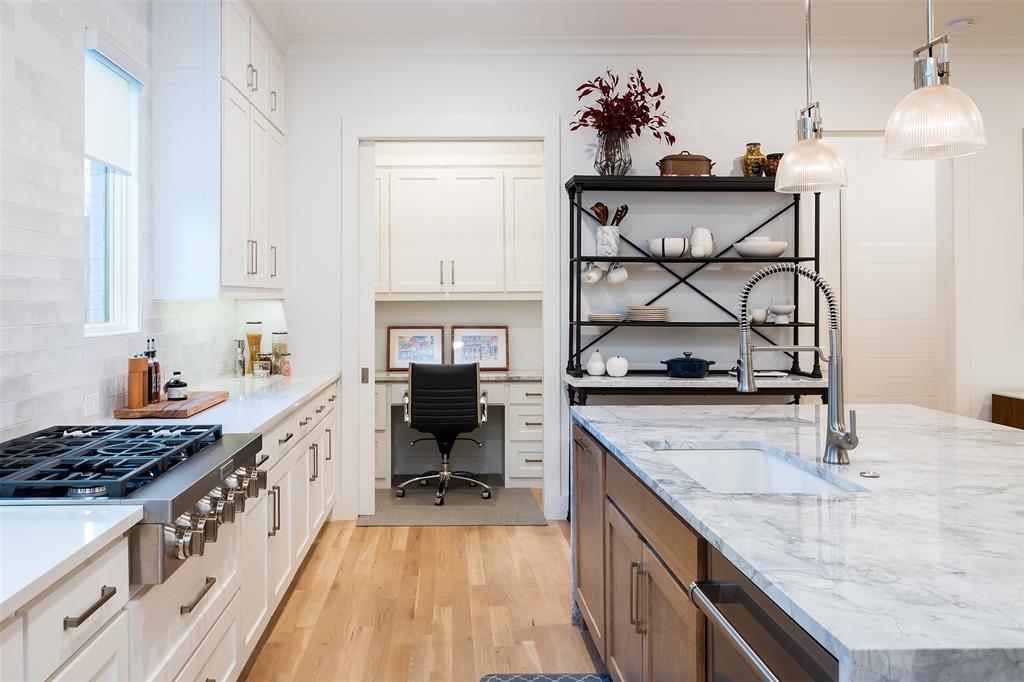 Lovers Lane Heights - Residential