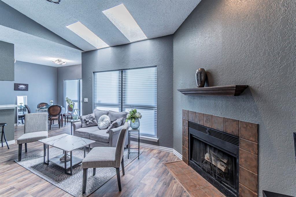 Oaks On The Bend Condos Ph 01-04 - Residential