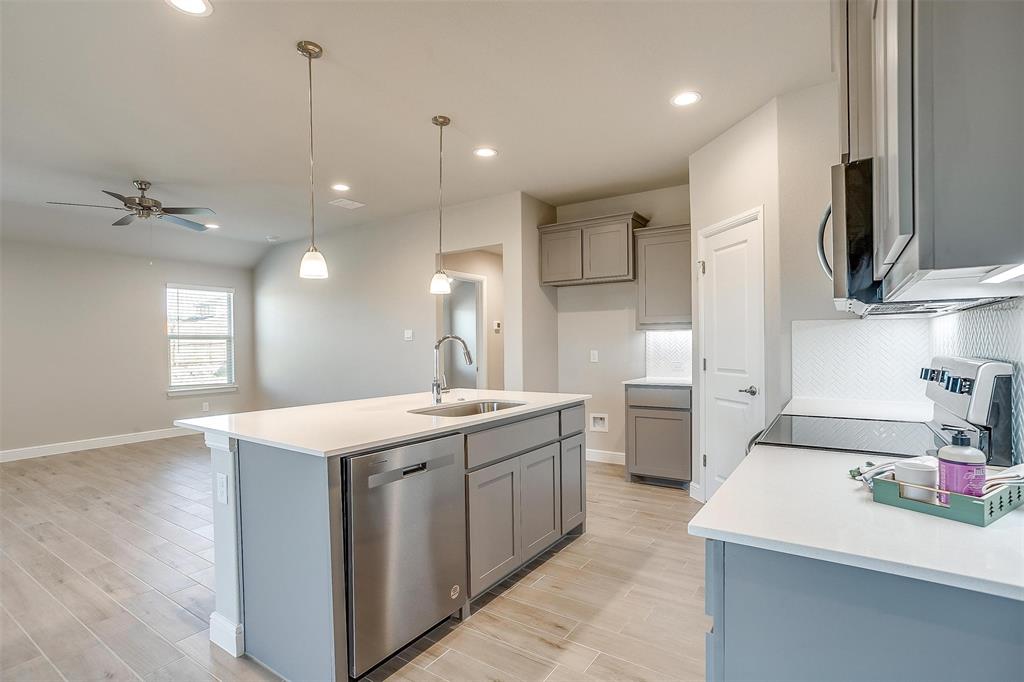 Hunter Place - Residential Lease