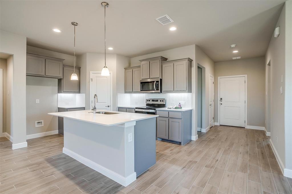 Hunter Place - Residential Lease