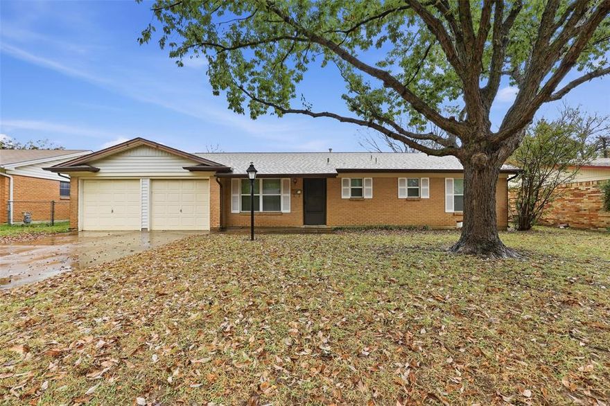 Adorable move in ready home situated in a great location in Burleson ISD! Home features a front living area, additional main living area and the third bedroom has been converted to formal dining area but could easily be transformed back into 3rd bedroom. Kitchen has lots of cabinets and eat in area and a gas cooktop! Primary features ensuite & walk in closet. Hall bath has amazing turquoise tile and bathtub and is in pristine condition. Out back you will find an amzing patio perfect for sitting and relaxing overlooking your large lot. Don't miss this home- call today!