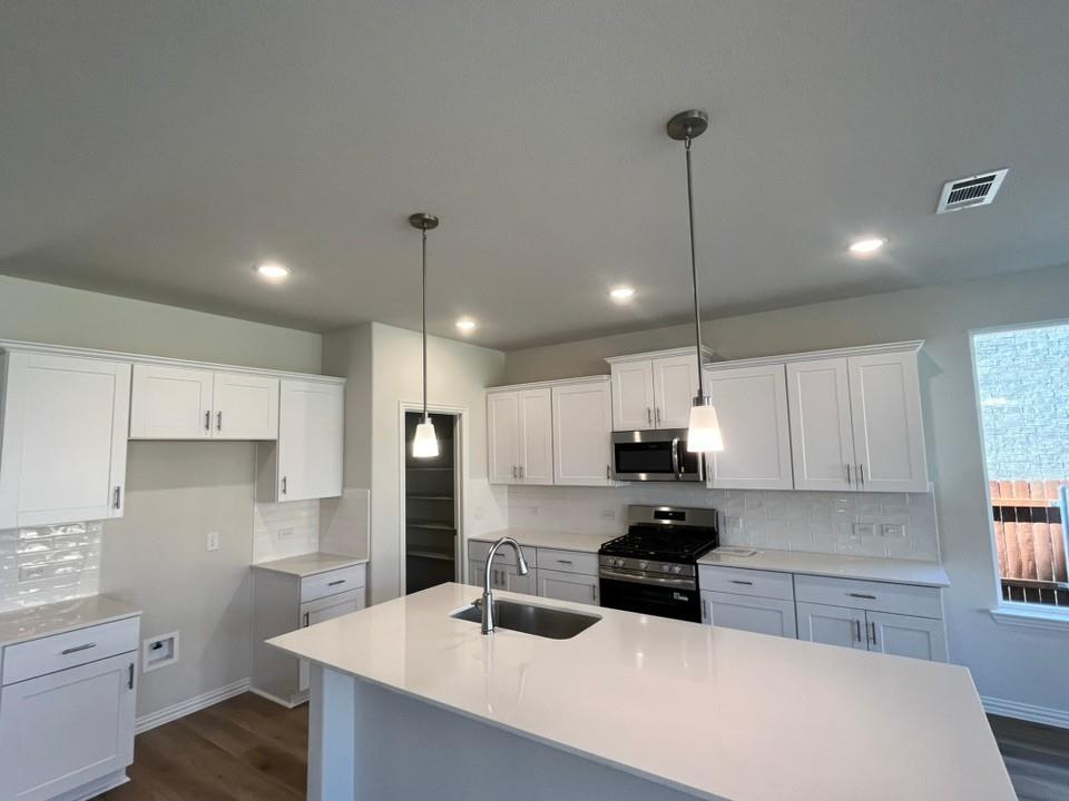 1005 Pecan Tree Lane