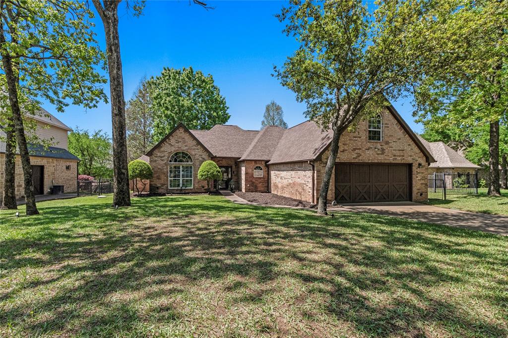 370 Saint Andrews Drive