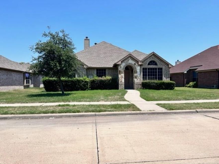 Spacious, open floor 4 bedroom 2 bathroom house with New Luxury vinyl floors installed throughout the house! Kitchen is beautifully equipped with granite, stainless steel appliances, breakfast bar, ceramic tile floors & warm wood cabinetry all overlook the living room. Living space is centered around fireplace with wood mantle & great view of the backyard with covered patio. Front of the home has 3 bedrooms & guest bath with granite, tiled shower. The master is an oasis tucked away for privacy with granite counters, separate shower, garden tub & walk-in-closet and backyard views! Large covered patio & board on board fence is a great space for entertain. Refrigerator conveys with the house.