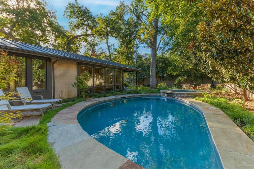 Pasadena - Residential